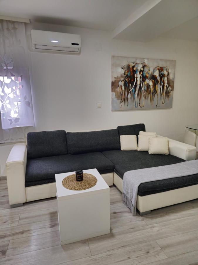 Apartment Aria Vinkovci Exteriér fotografie