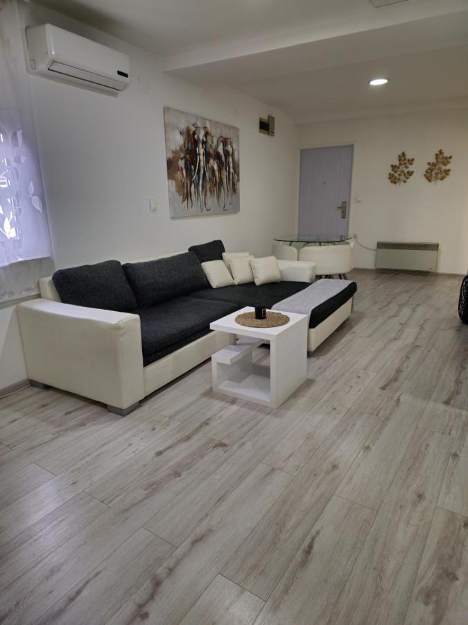 Apartment Aria Vinkovci Exteriér fotografie